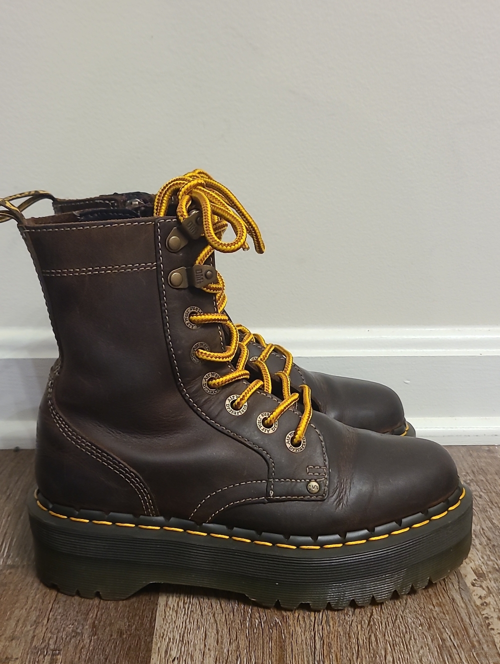 Dr Martens Jadon Arc Crazy Horse Platform Boots - Picture 6 of 9
